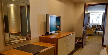 To build a villa elegant Princess Room, how to choose bedroom furniture?